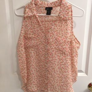 Women’s sleeveless sheer flower print top